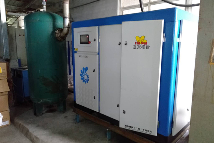 江蘇某機械廠繼續(xù)選擇權偉節(jié)能螺桿空壓機
