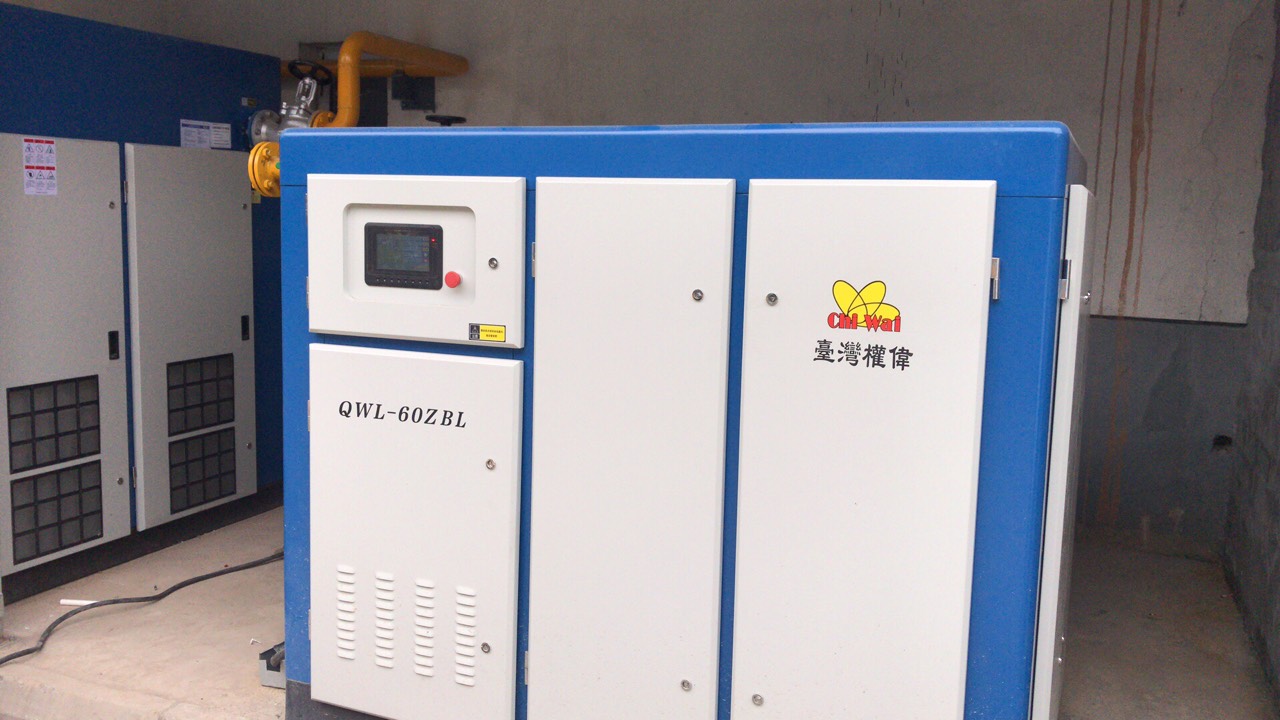 簡單和你談談無油空壓機使用防護措施-權(quán)偉永瑩無油空壓機